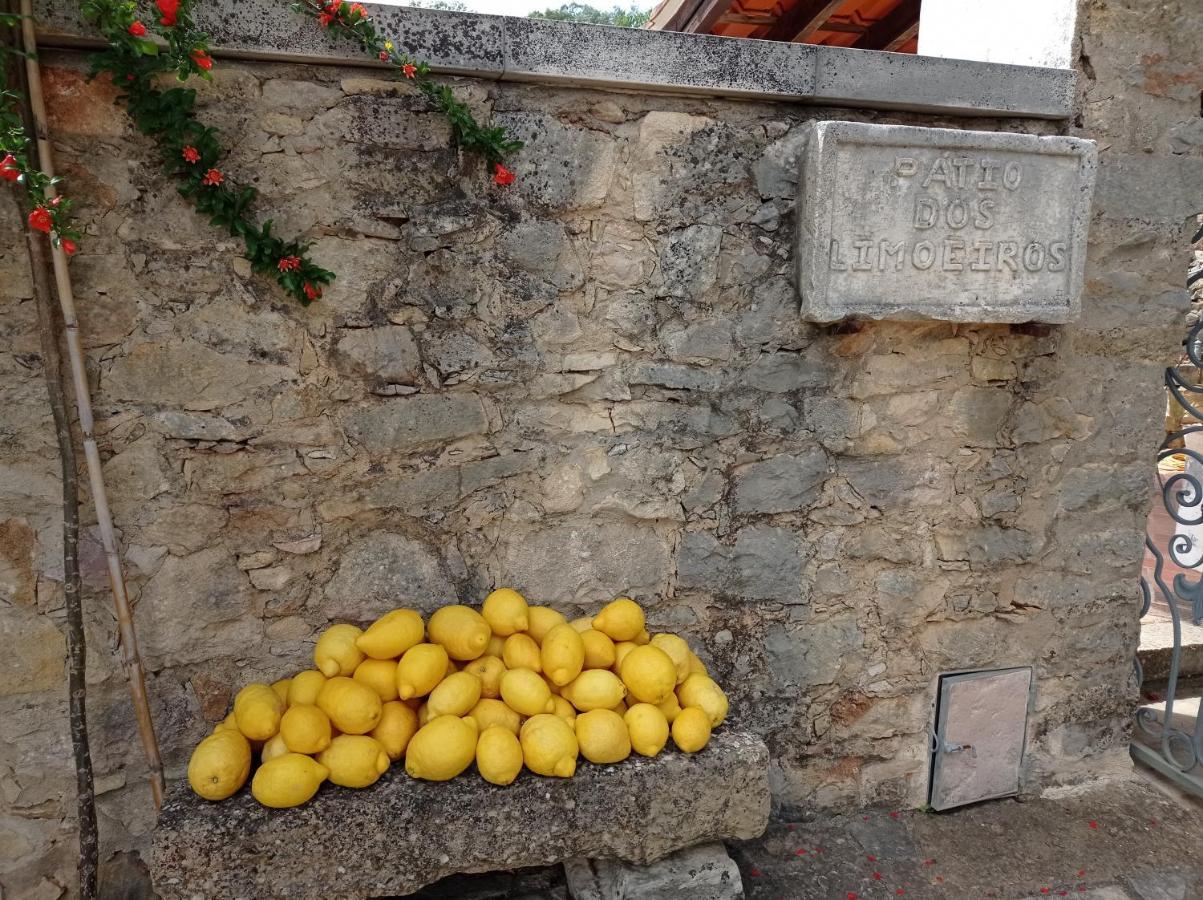 Casarao Do Largo Da Eira *